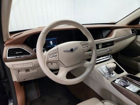 Used 2021 Genesis G90 3.3T Premium image 17
