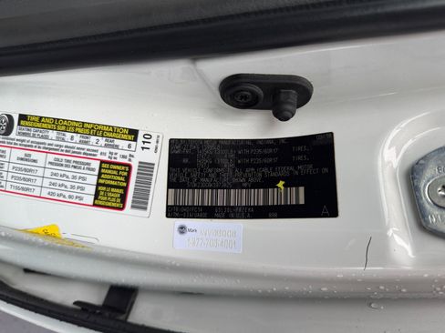 Used 2019 Toyota Sienna LE image 27