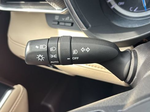 Used 2021 Toyota Highlander Platinum AWD/4WD image 22