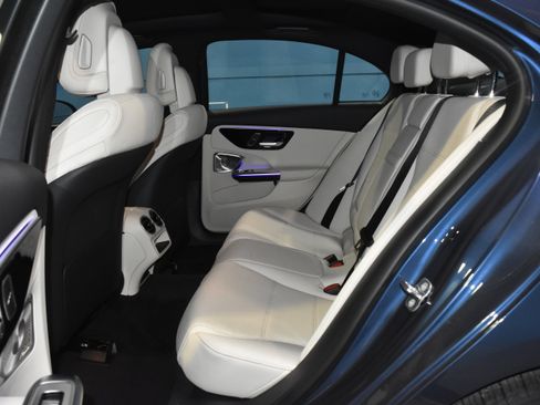 New 2026 Mercedes-Benz C 300 4MATIC Sedan image 16