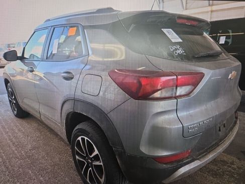 Used 2025 Chevrolet TrailBlazer LT image 4