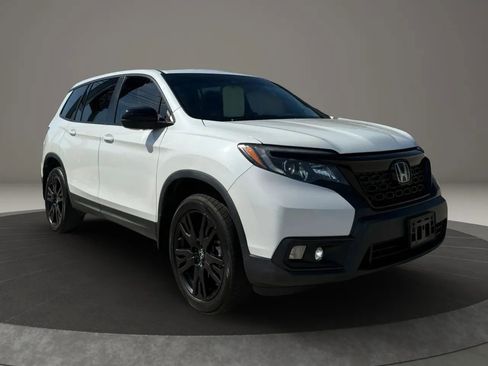 Used 2021 Honda Passport Sport image 1