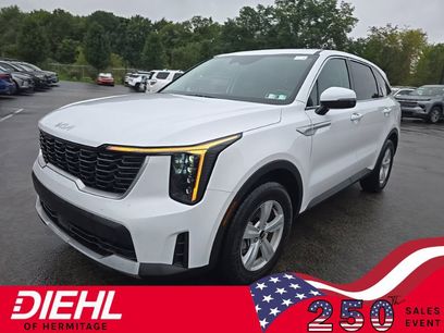 Used 2025 Kia Sorento LX