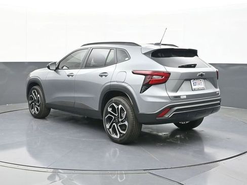 New 2026 Chevrolet Trax RS w/ Driver Confidence Package FWD image 9