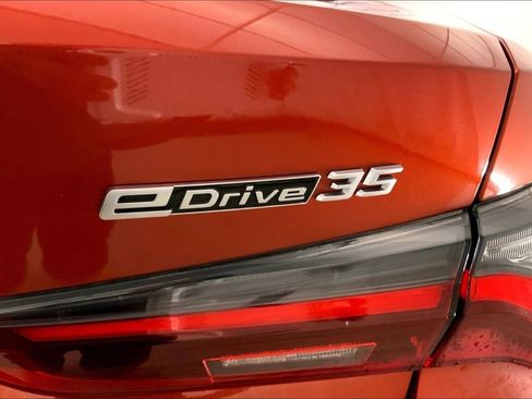 Certified 2023 BMW i4 eDrive35 w/ Premium Package RWD image 29
