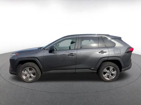 Used 2025 Toyota RAV4 LE image 9