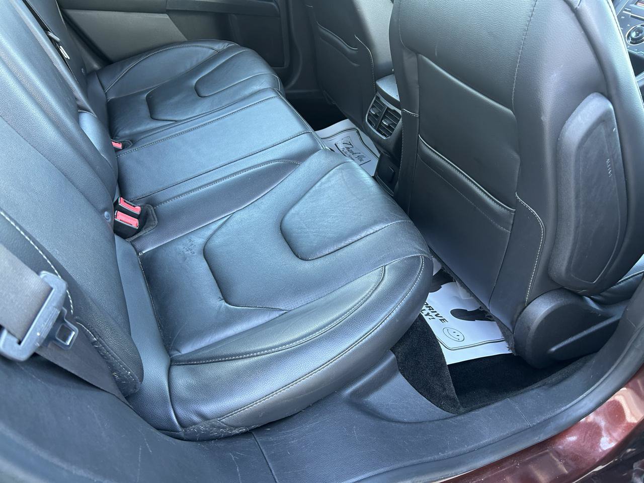 Used 2015 Ford Fusion Titanium FWD image 11