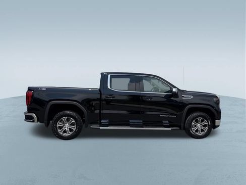 New 2026 GMC Sierra 1500 SLE w/ X31 Off-Road Package AWD/4WD image 10