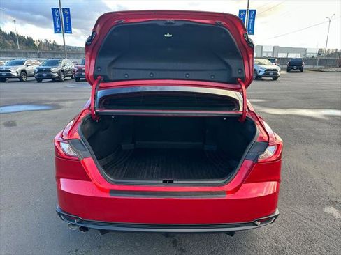 Certified 2025 Toyota Camry SE w/ Convenience Package image 12