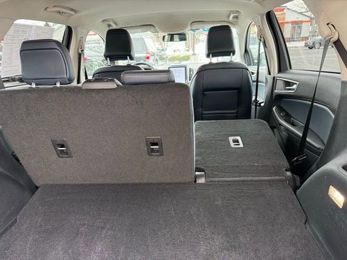 Used 2022 Ford Edge SEL w/ Sport Appearance Package image 32