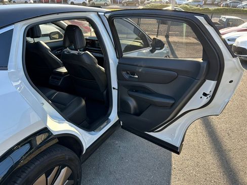 Used 2023 Nissan Ariya FWD image 48