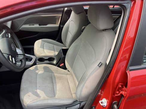 Used 2019 Hyundai Elantra SEL FWD image 26