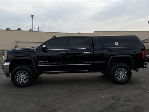 Used 2017 GMC Sierra 2500 SLT w/ Driver Alert Package AWD/4WD image 11