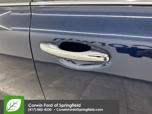 Used 2016 Kia Sorento LX image 8