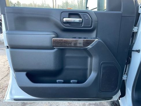 Used 2022 GMC Sierra 2500 SLE image 8