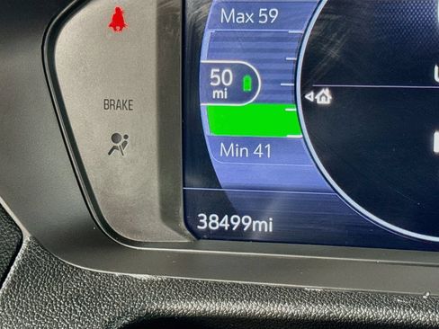 Used 2023 Chevrolet Bolt LT w/ Infotainment Package FWD image 24