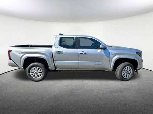 New 2026 Toyota Tacoma SR5 AWD/4WD image 11