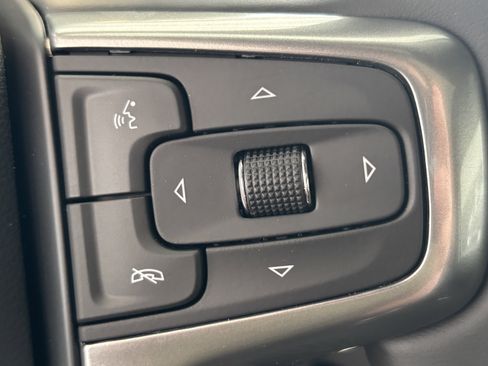 New 2026 Chevrolet Silverado 1500 LTZ w/ LTZ Premium Package AWD/4WD image 12