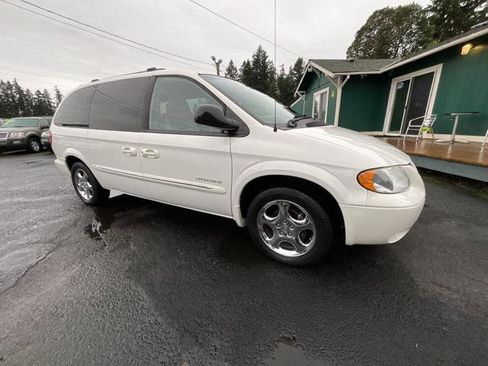 Used 2001 Dodge Grand Caravan ES image 3