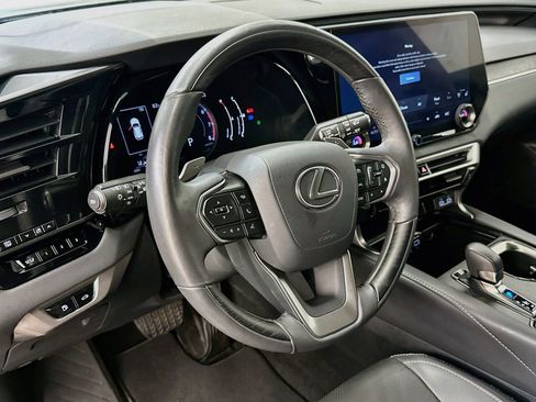 Used 2023 Lexus RX 350 Premium w/ Accessory Package AWD/4WD image 18