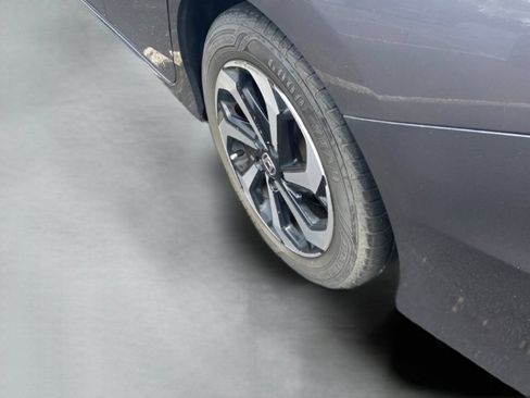 Used 2017 Honda Accord EX image 15