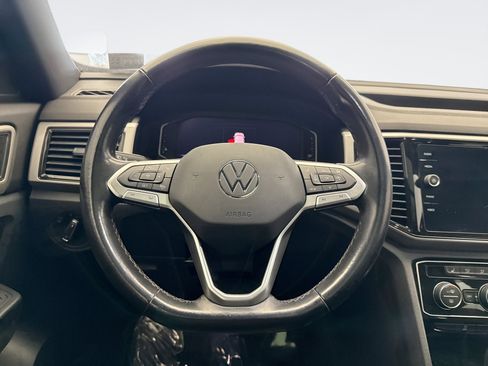 Used 2020 Volkswagen Atlas Cross Sport SEL image 12