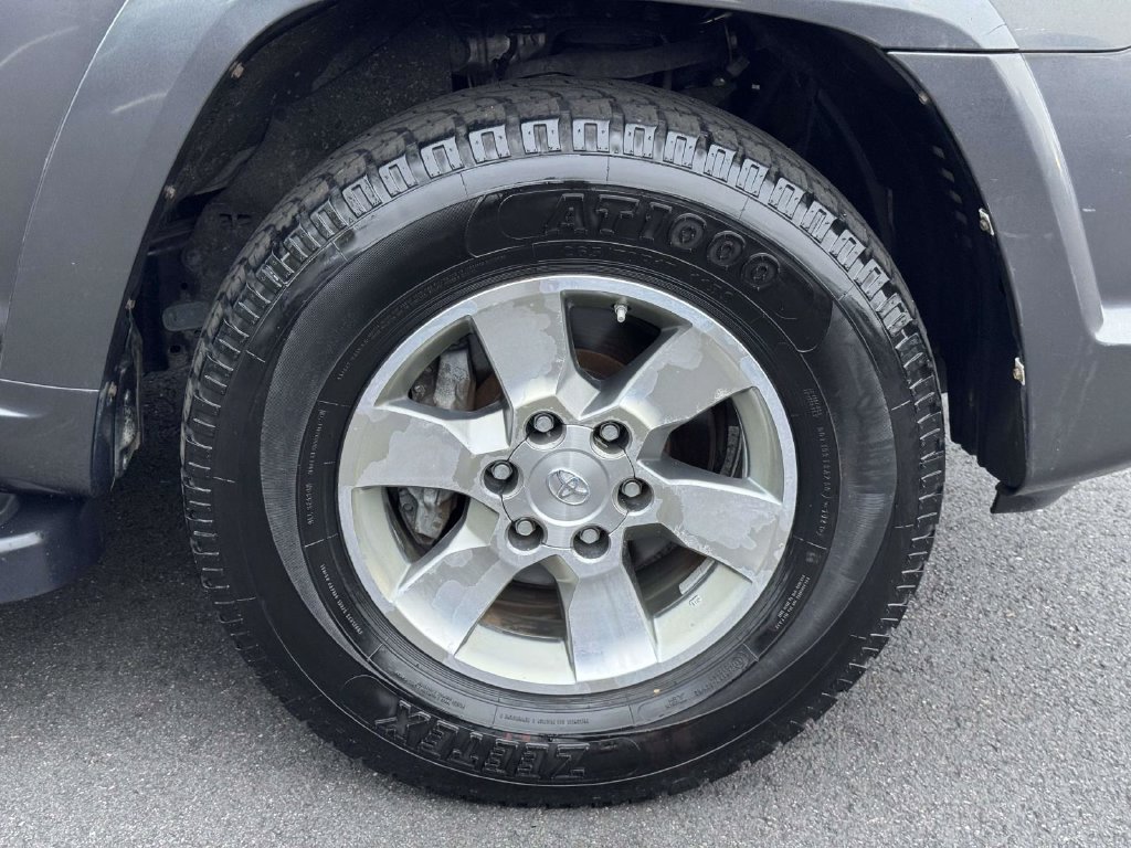 Used 2011 Toyota 4Runner SR5 w/ Convenience Pkg AWD/4WD image 25
