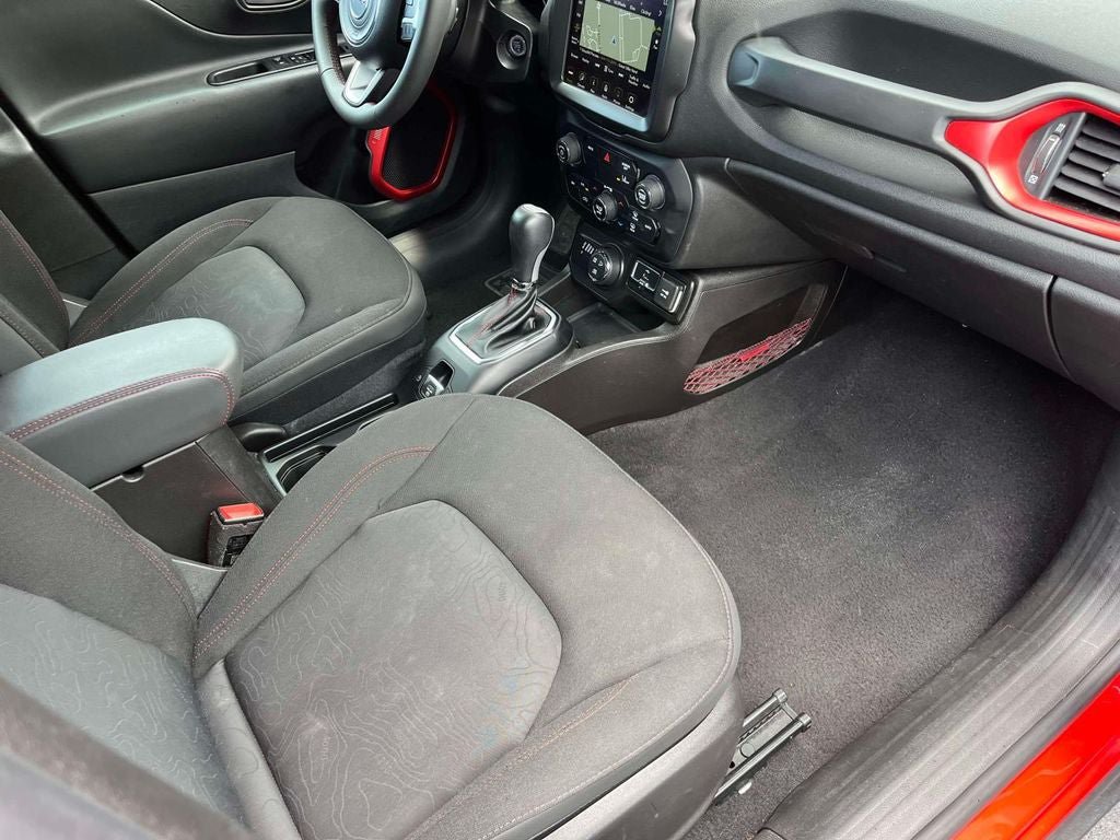 Used 2023 Jeep Renegade Trailhawk AWD/4WD image 21