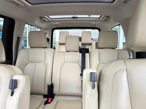 Used 2012 Land Rover LR4 HSE LUX AWD/4WD image 30