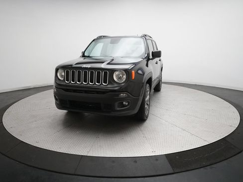 Used 2017 Jeep Renegade Latitude w/ Cold Weather Group AWD/4WD image 12