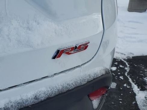 New 2026 Chevrolet Trax RS w/ Sunroof Package image 7