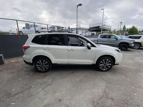 Used 2017 Subaru Forester 2.0XT Touring AWD/4WD image 7