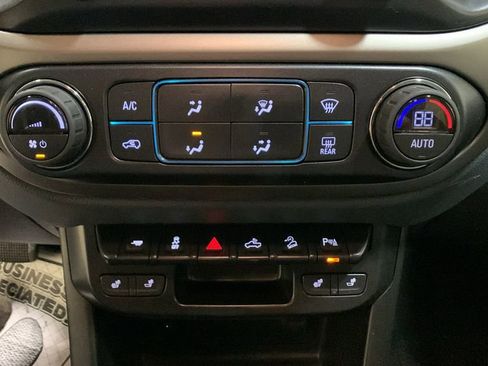 Used 2022 Chevrolet Colorado Z71 image 39