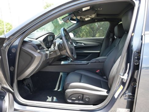 Certified 2025 Cadillac CT4 Premium Luxury RWD image 15