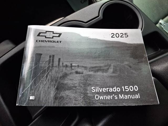 Used 2025 Chevrolet Silverado 1500 Custom AWD/4WD image 28