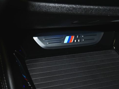Used 2025 BMW X4 M40i w/ Premium Package AWD/4WD image 47