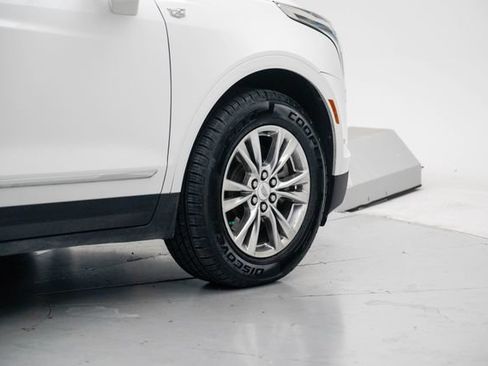 Used 2020 Cadillac XT5 Premium Luxury FWD image 7