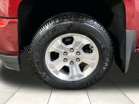 Used 2018 Chevrolet Silverado 1500 LT w/ All Star Edition AWD/4WD image 10
