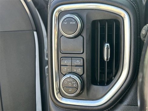 Used 2020 GMC Sierra 1500 SLT w/ SLT Premium Plus Package image 17
