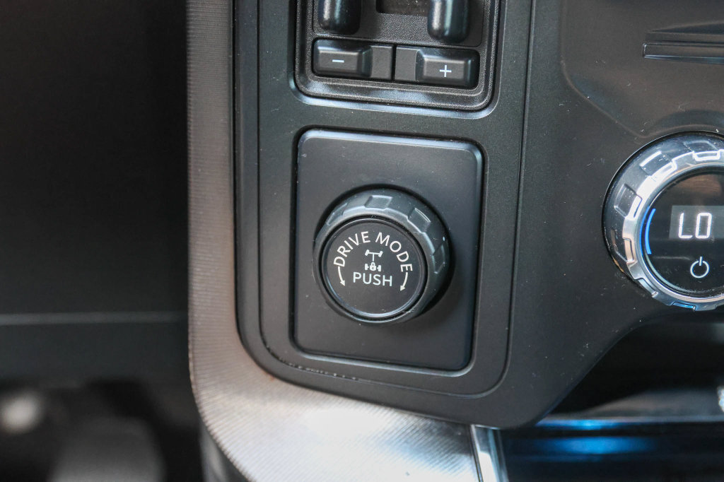 Used 2021 Ford F150 Platinum w/ Equipment Group 701A High RWD image 31