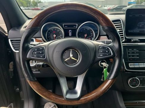Used 2018 Mercedes-Benz GLS 450 4MATIC image 30
