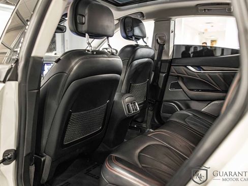 Used 2021 Maserati Levante S GranLusso image 36
