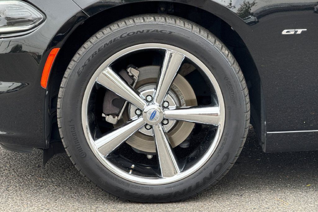Used 2018 Dodge Charger GT AWD/4WD image 30