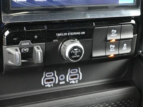 New 2026 RAM 1500 4x4 Crew Cab image 26
