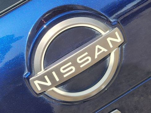 Used 2024 Nissan Rogue SV w/ SV Premium Package FWD image 13