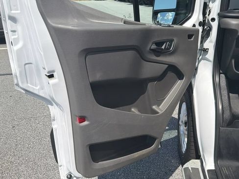 Certified 2025 Ford Transit 250 Low Roof w/ Exterior Upgrade Package RWD image 12