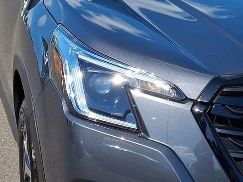 Certified 2023 Subaru Forester Premium AWD/4WD image 9