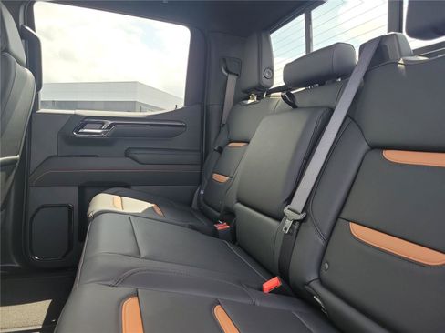 New 2026 GMC Sierra 1500 AT4 w/ AT4 Premium Package AWD/4WD image 12