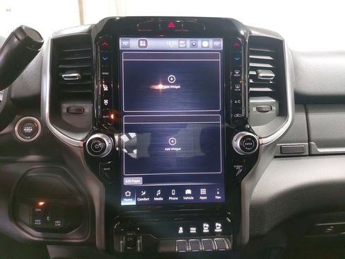 Used 2026 RAM 2500 Big Horn AWD/4WD image 19