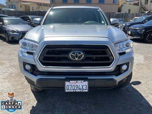 Used 2023 Toyota Tacoma SR5 RWD image 2